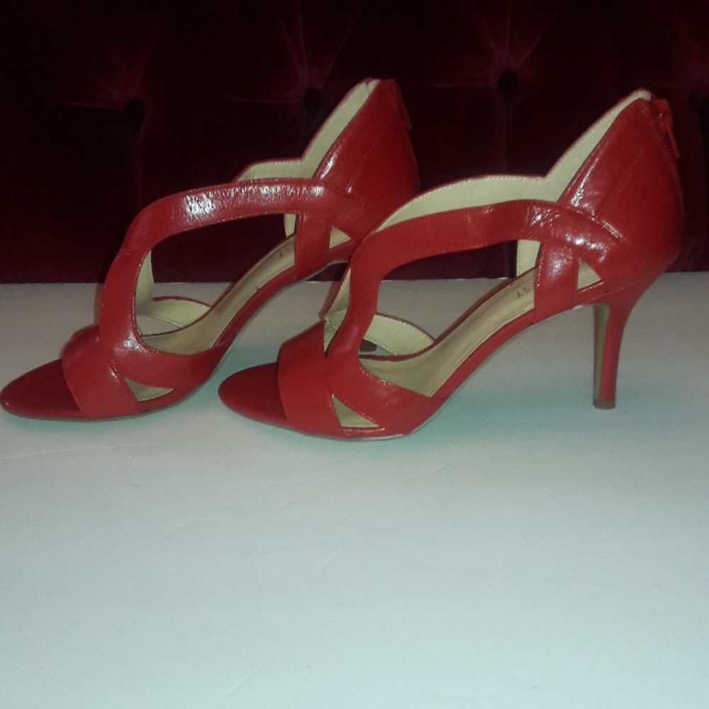 Nine West open toe heel